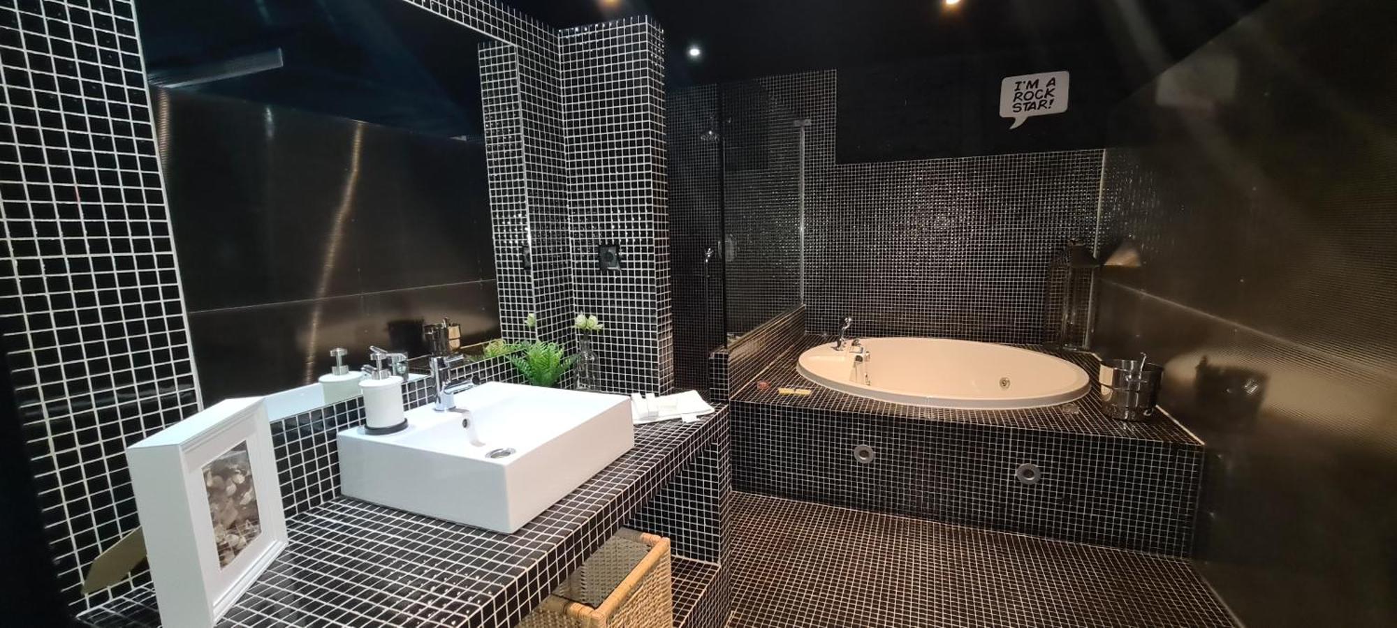 Apartamentos Con Jacuzzi مدريد المظهر الخارجي الصورة